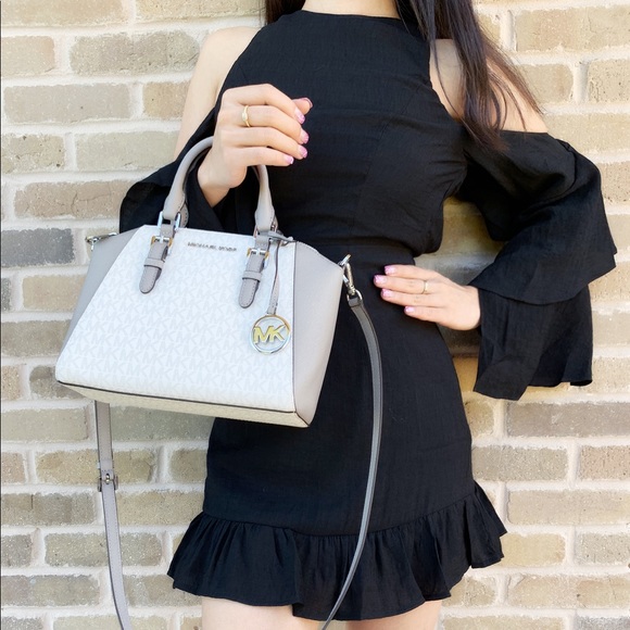 SALE‼️‼️ 👜💕 Michael Kors Satchel White Gray - Picture 3 of 4